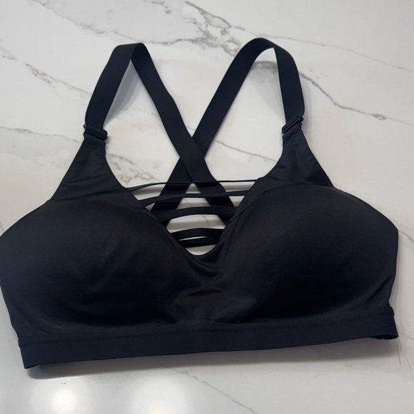 Victoria's Secret Black Strappy Bra - Picture 2 of 10